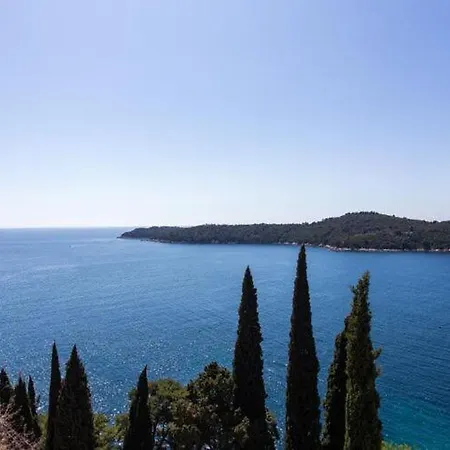 Ari Dubrovnik
